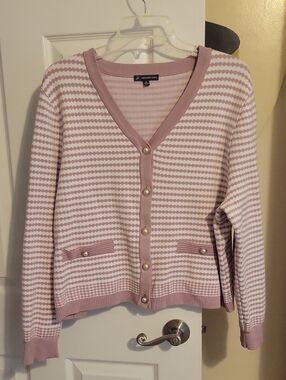 Adrienne Vittadini XL Lavender & Cream Striped V-Neck Button Front Cardigan